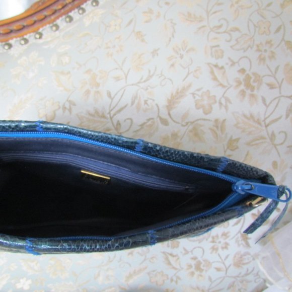 SNAKE SKIN BAG, VINTAGE CLEMENTE CLUTCH, BLUE, REMOVABLE 19" SHOULDER STRAP, EUC - Picture 5 of 7